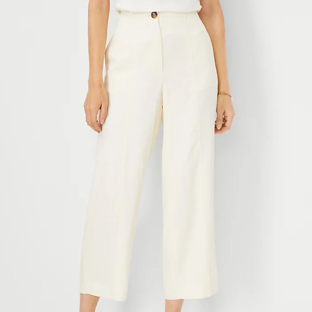 The Seamed Straight Crop Pant